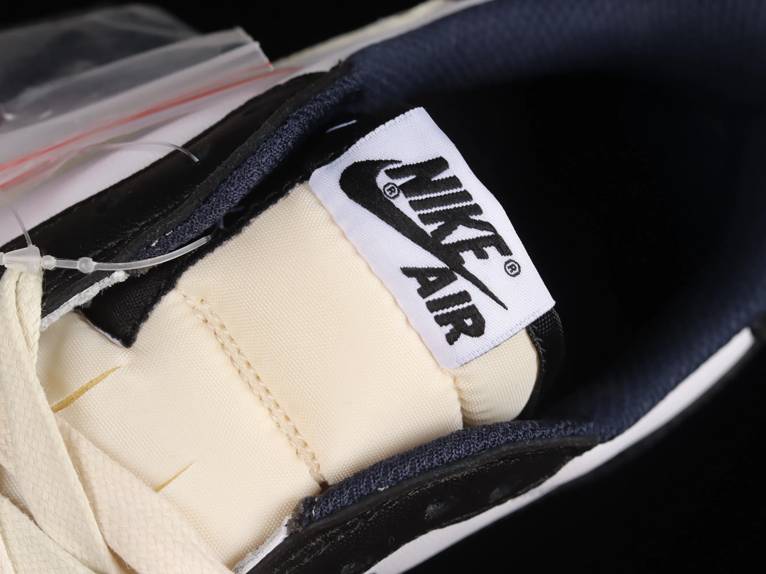 All Categories Air Jordan Jordan Series Basketball Shoes Air Jordan 1 Low Travis Scott x Air Jordan 1 AJ1 Joe 1 Overhook Low-top Basketball Shoes CQ4277-999